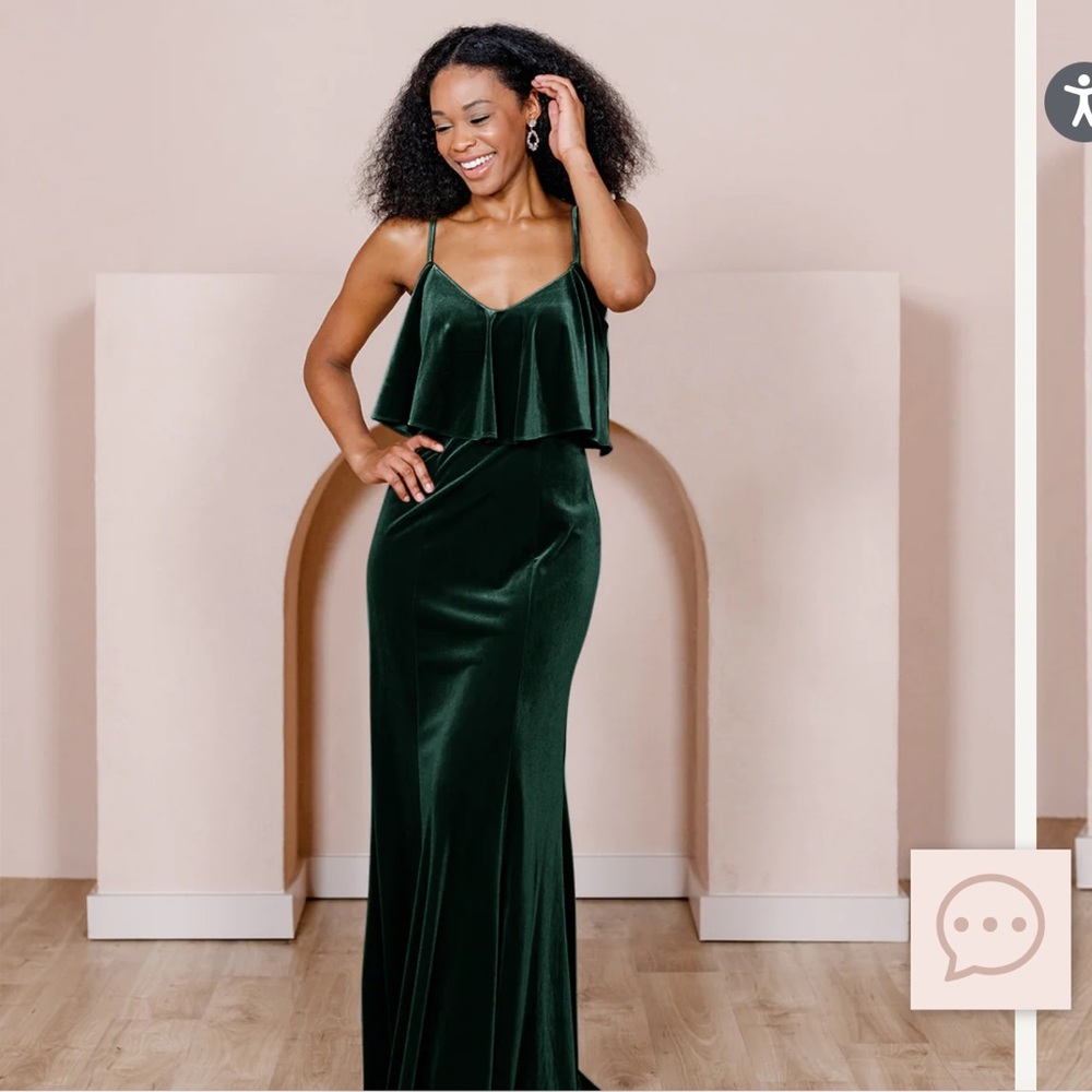 Revelry Riley Convertible Dress Emerald Green Velvet size 2